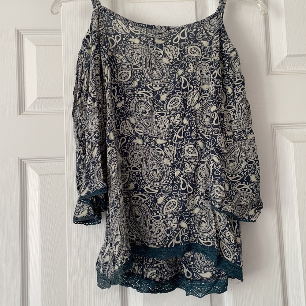 🦋Patterned shirt - Picture 7 of 7
